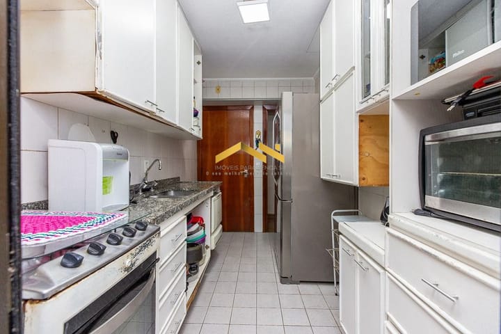 Apartamento à venda com 3 quartos, 95m² - Foto 14