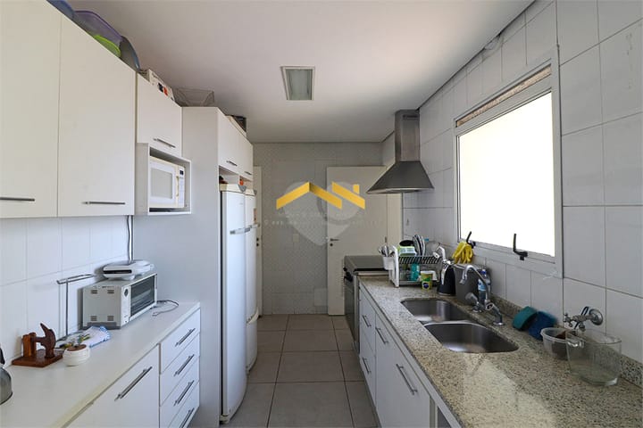 Apartamento à venda com 3 quartos, 170m² - Foto 22