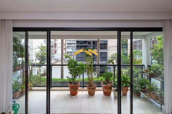 Apartamento à venda com 3 quartos, 161m² - Foto 35