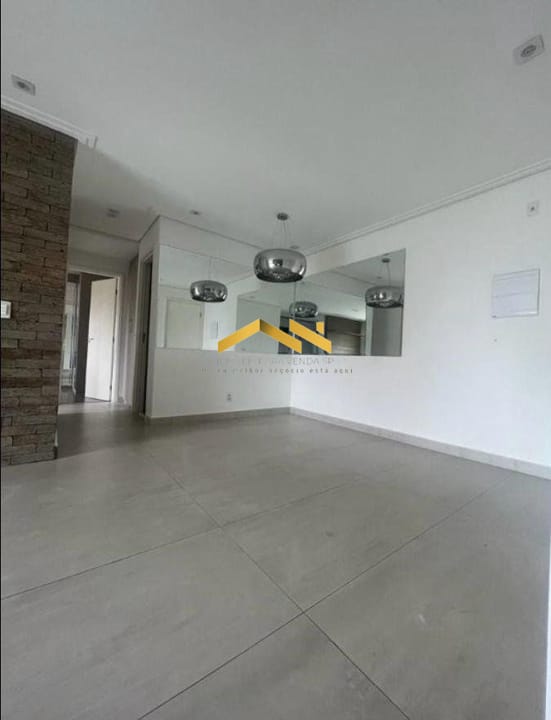 Apartamento à venda com 2 quartos, 70m² - Foto 7