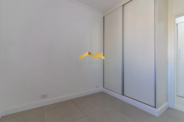 Apartamento à venda com 2 quartos, 75m² - Foto 11