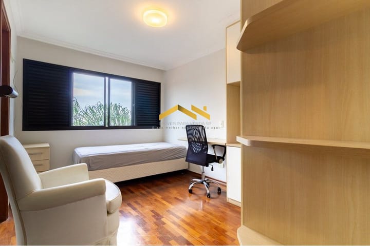 Apartamento à venda com 3 quartos, 158m² - Foto 10