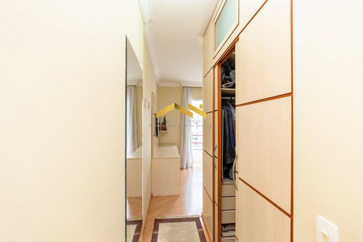 Apartamento à venda com 3 quartos, 154m² - Foto 2