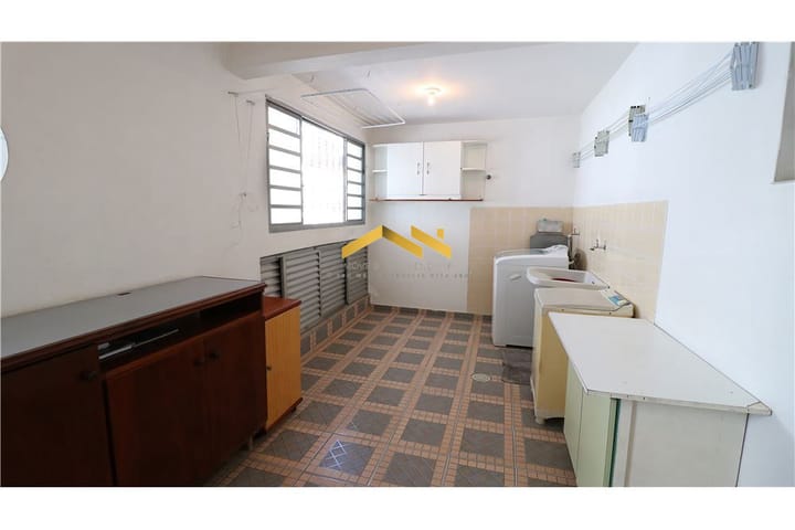 Casa à venda com 3 quartos, 250m² - Foto 7