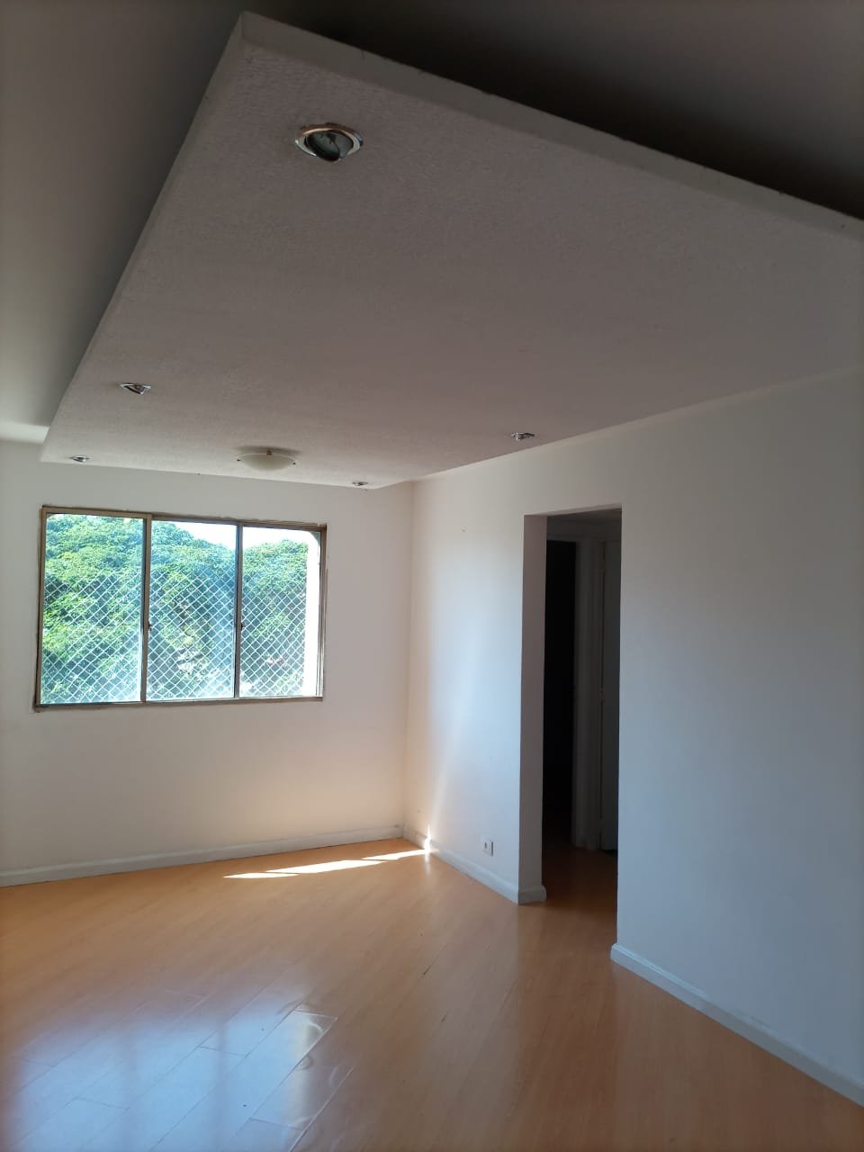 Apartamento à venda com 2 quartos, 68m² - Foto 3