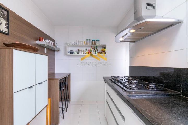 Apartamento à venda com 3 quartos, 154m² - Foto 9