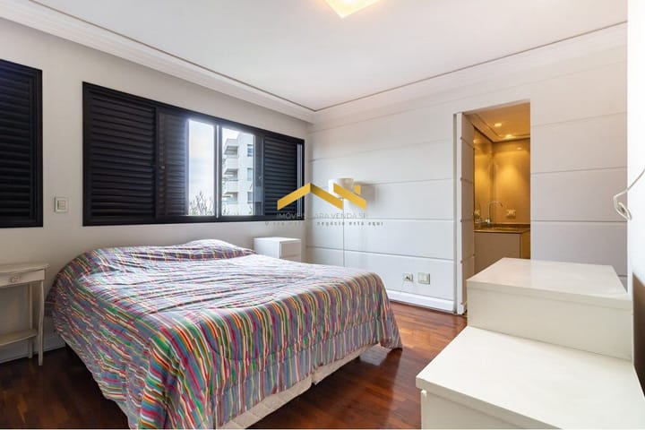 Apartamento à venda com 3 quartos, 158m² - Foto 3