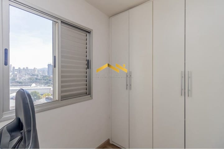 Apartamento à venda com 2 quartos, 64m² - Foto 31