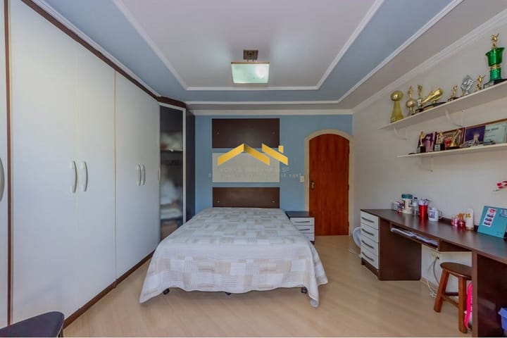 Casa à venda com 3 quartos, 322m² - Foto 6