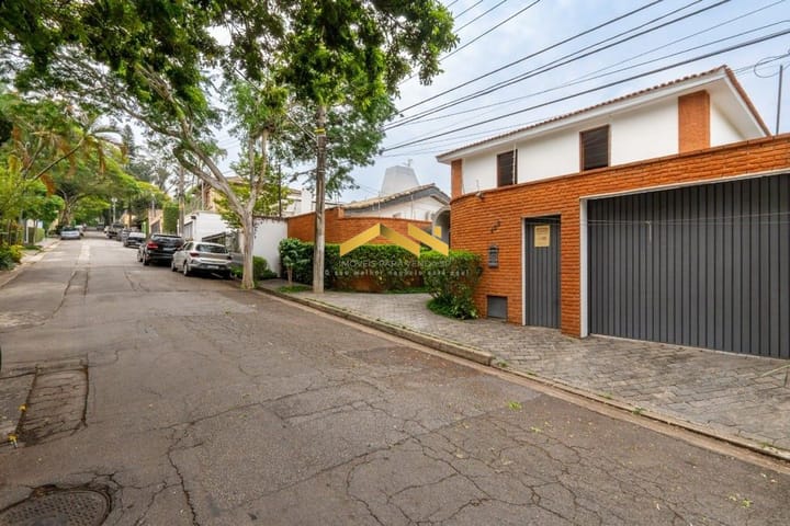 Casa à venda com 4 quartos, 410m² - Foto 32