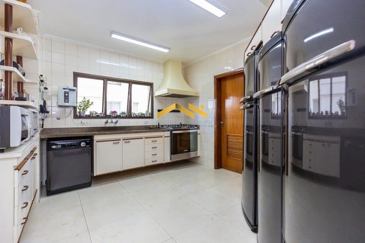 Apartamento à venda com 4 quartos, 200m² - Foto 36