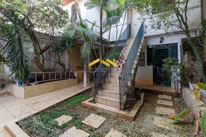 Casa à venda com 4 quartos, 205m² - Foto 13