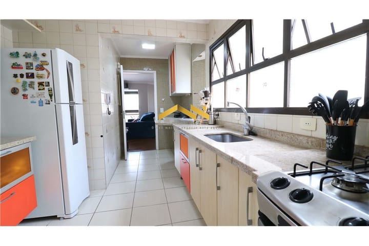 Apartamento à venda com 3 quartos, 190m² - Foto 13