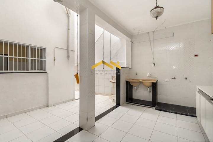 Casa à venda com 2 quartos, 179m² - Foto 9