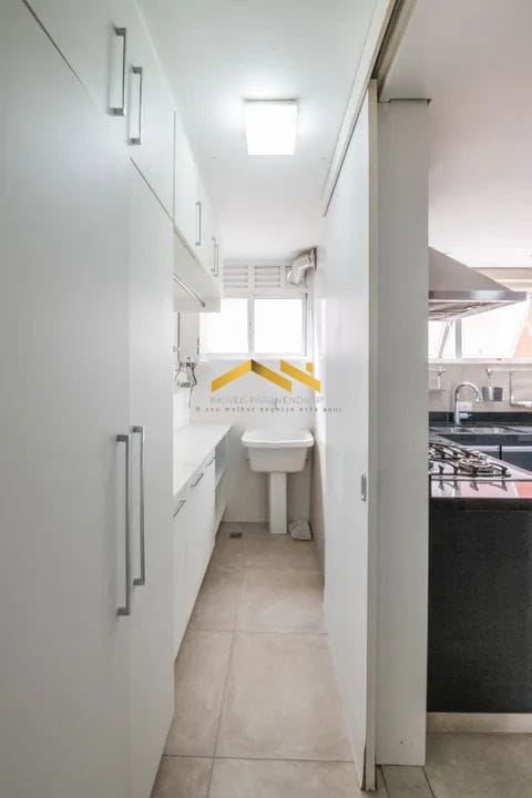 Apartamento à venda com 2 quartos, 107m² - Foto 8