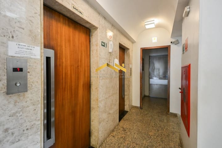 Apartamento à venda com 2 quartos, 83m² - Foto 18