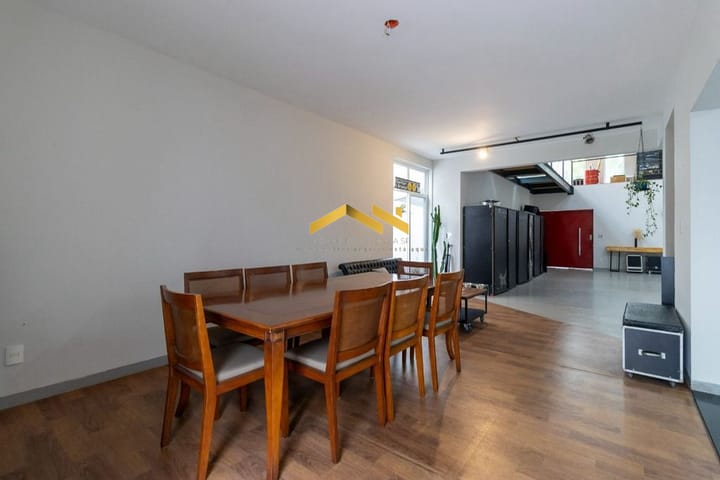 Casa à venda com 3 quartos, 286m² - Foto 27