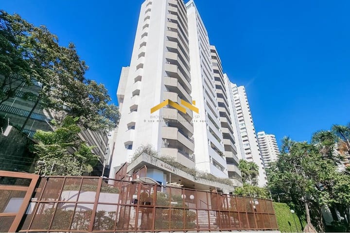 Apartamento à venda com 4 quartos, 310m² - Foto 1