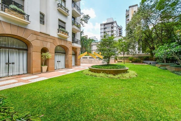 Apartamento à venda com 3 quartos, 256m² - Foto 13