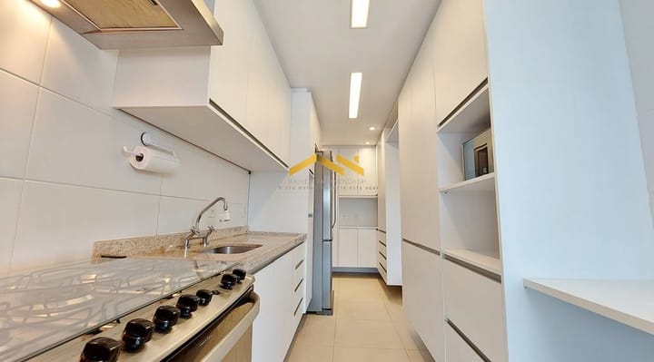 Apartamento à venda com 3 quartos, 133m² - Foto 22