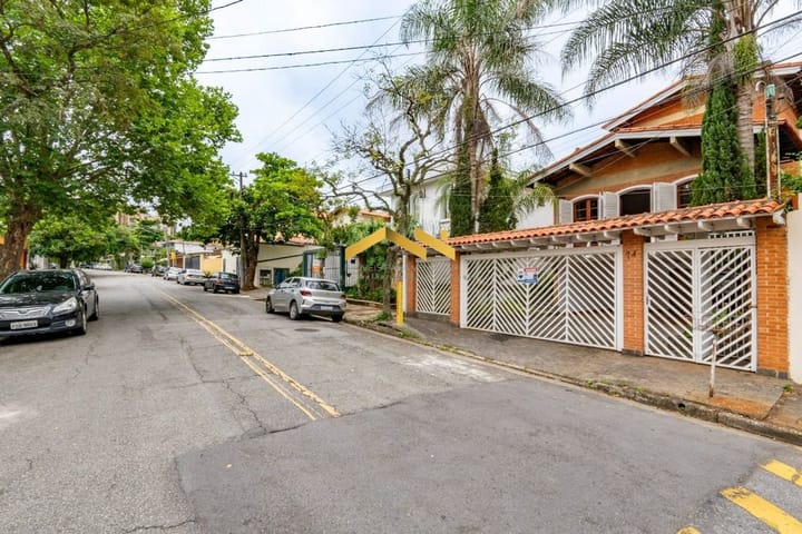 Casa à venda com 3 quartos, 303m² - Foto 30