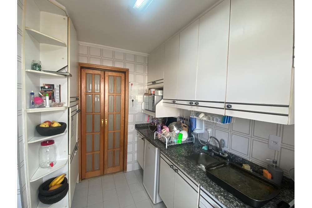 Apartamento à venda com 2 quartos, 65m² - Foto 11