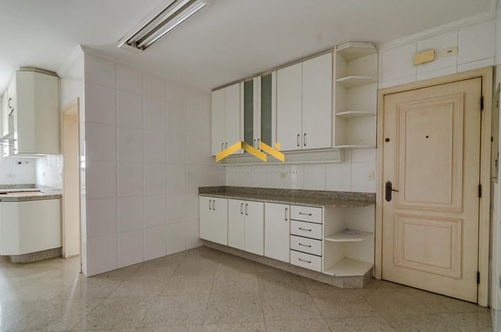 Apartamento à venda com 3 quartos, 184m² - Foto 6