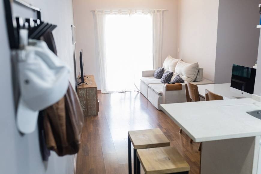 Apartamento à venda com 2 quartos, 75m² - Foto 2