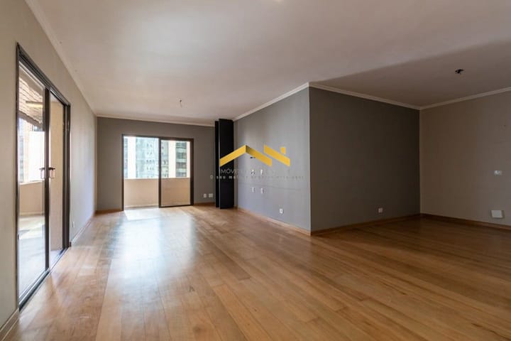 Apartamento à venda com 3 quartos, 209m² - Foto 42