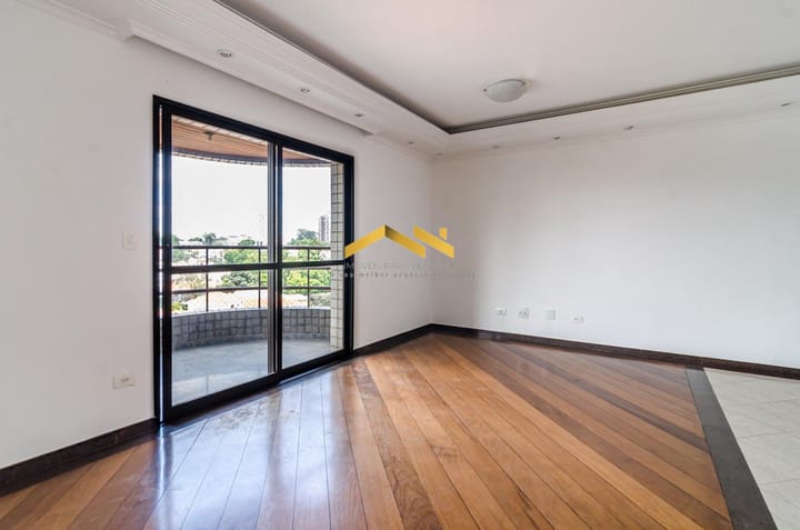 Apartamento à venda com 3 quartos, 184m² - Foto 1