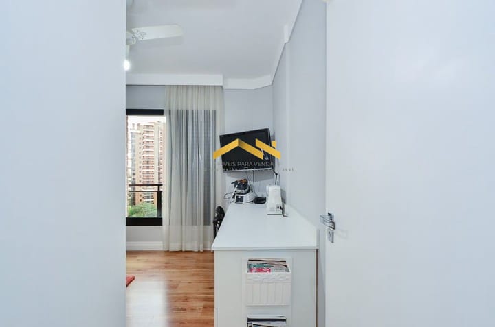 Apartamento à venda com 3 quartos, 196m² - Foto 57