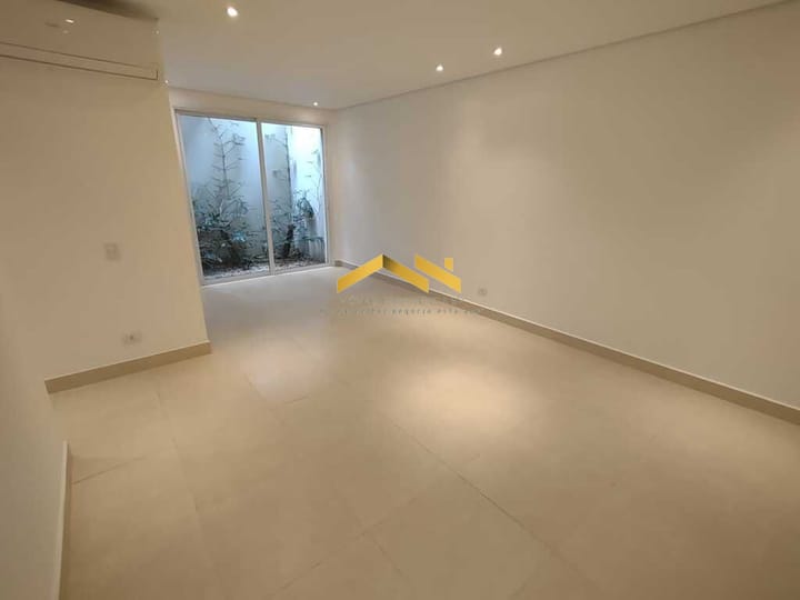 Casa à venda com 4 quartos, 300m² - Foto 8