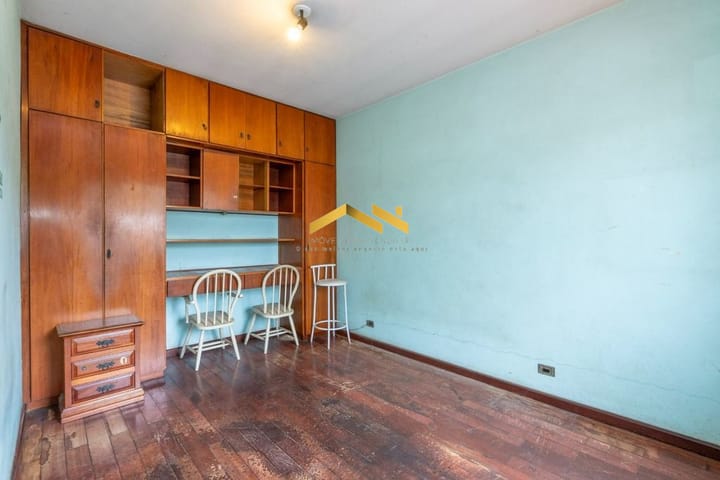 Casa à venda com 3 quartos, 303m² - Foto 8