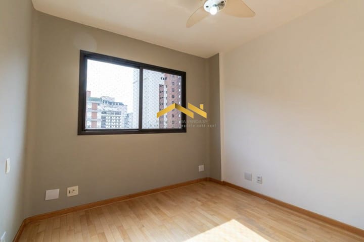 Apartamento à venda com 3 quartos, 209m² - Foto 12