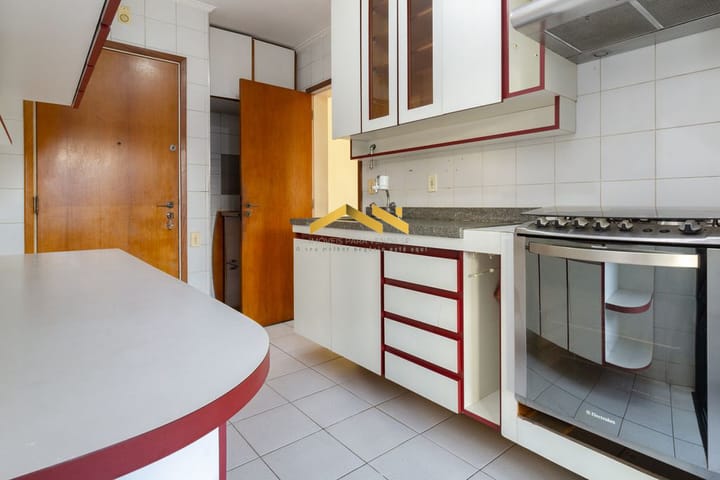 Apartamento à venda com 3 quartos, 81m² - Foto 4