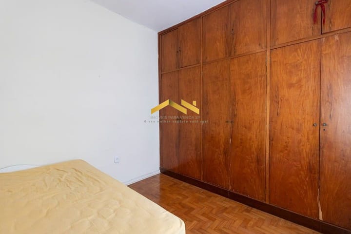 Casa à venda com 4 quartos, 200m² - Foto 9