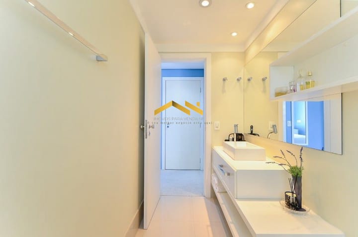 Apartamento à venda com 3 quartos, 250m² - Foto 4