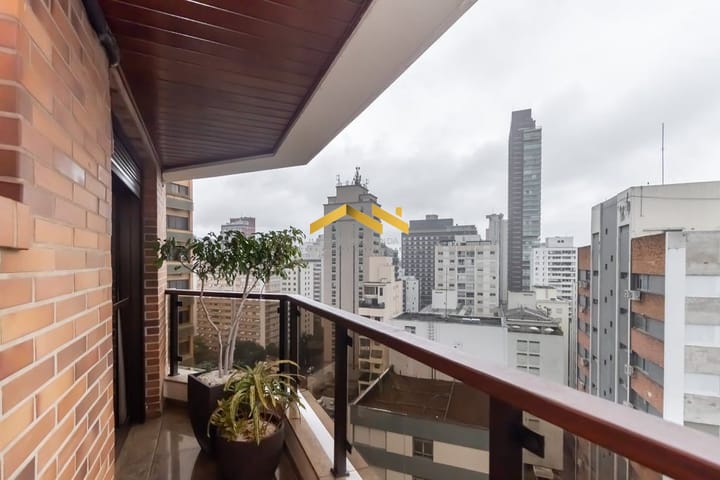 Apartamento à venda com 4 quartos, 217m² - Foto 17