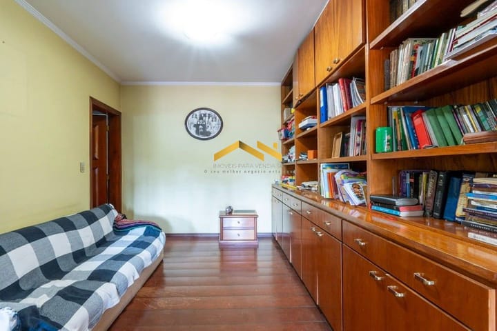 Casa à venda com 5 quartos, 270m² - Foto 17