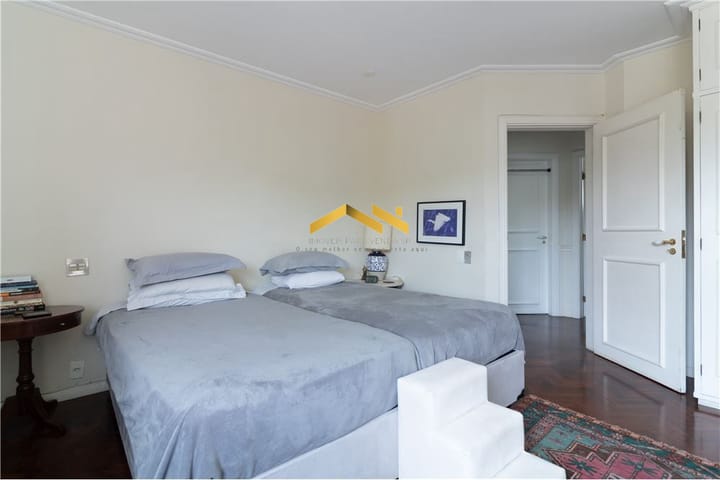 Apartamento à venda com 4 quartos, 251m² - Foto 27