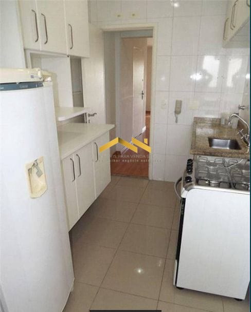 Apartamento à venda com 3 quartos, 108m² - Foto 14