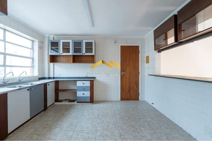 Apartamento à venda com 3 quartos, 134m² - Foto 29