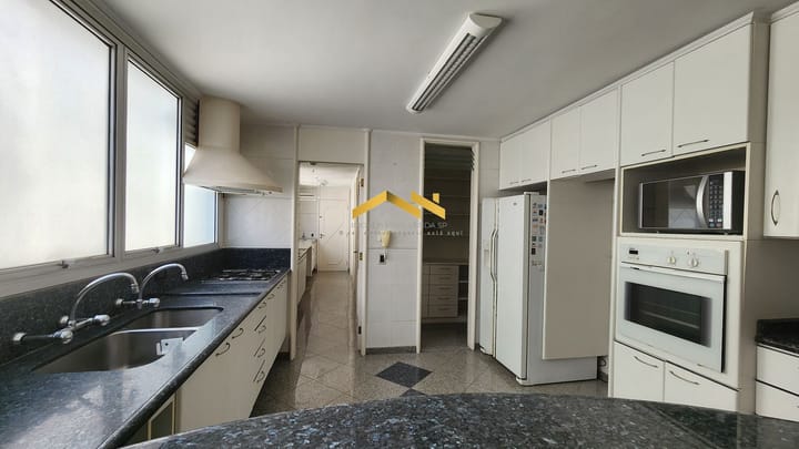 Apartamento à venda com 4 quartos, 220m² - Foto 15