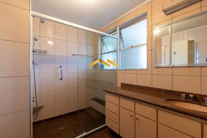 Apartamento à venda com 3 quartos, 227m² - Foto 41