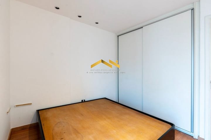 Apartamento à venda com 2 quartos, 70m² - Foto 37