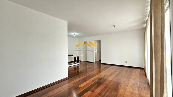 Apartamento à venda com 3 quartos, 122m² - Foto 1