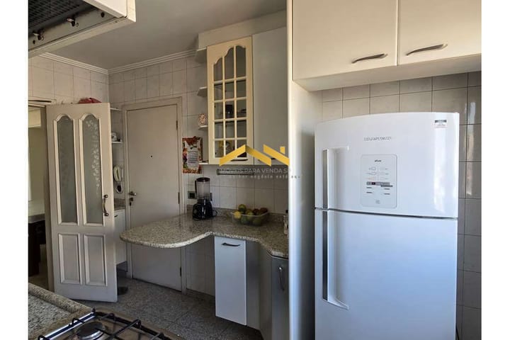 Apartamento à venda com 3 quartos, 81m² - Foto 14