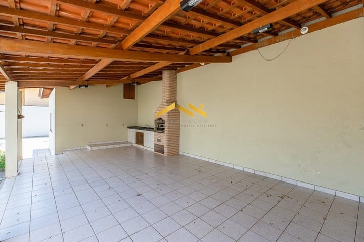 Casa à venda com 4 quartos, 332m² - Foto 28