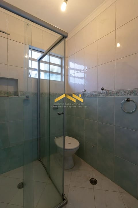 Casa à venda com 3 quartos, 240m² - Foto 22