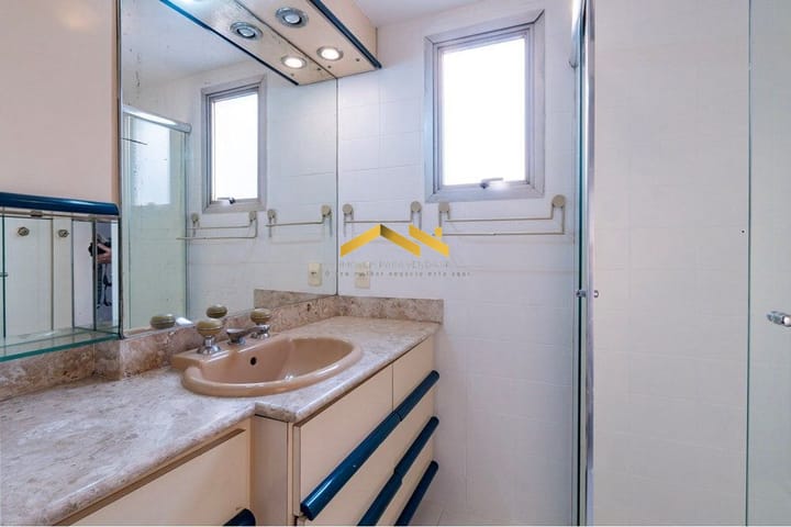 Apartamento à venda com 2 quartos, 72m² - Foto 19